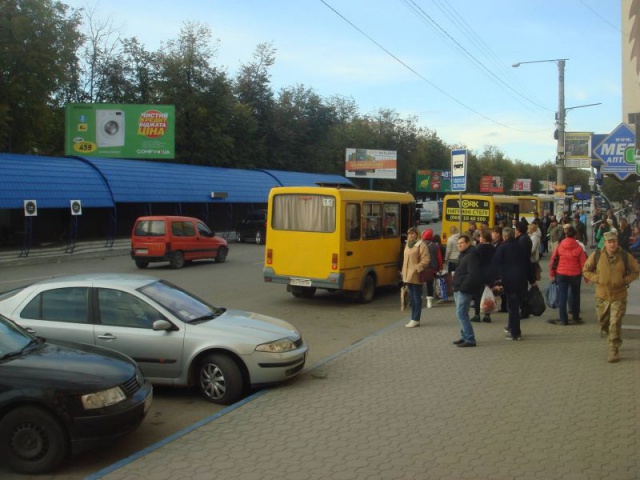 Щит 6x3,  пр.Грушевського (між вул. Соборна та вул.Д.Галицького)