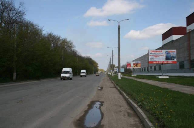 Щит 6x3,  Хмельницьке шосе посеред цеху Модуль