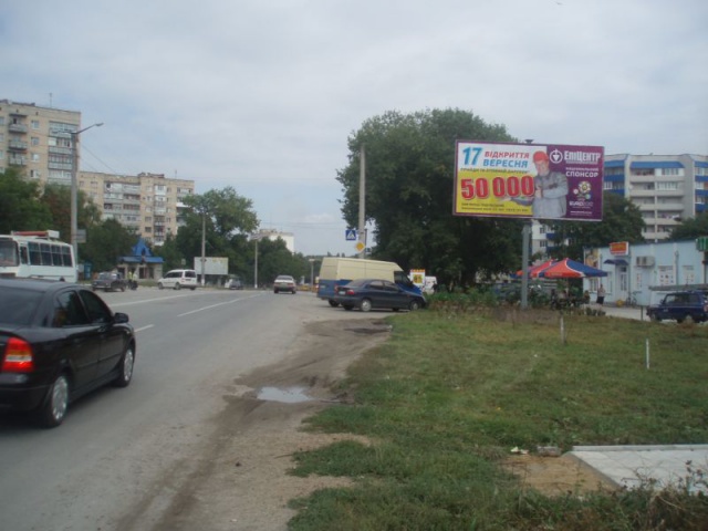 Щит 6x3,  р-н перехрестя Хмельницьке шоссе – вул.Черняхівського(біля Епіцентру)