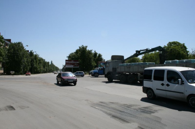 Щит 6x3,  перехрестя пр. Грушевського та вул. Північна