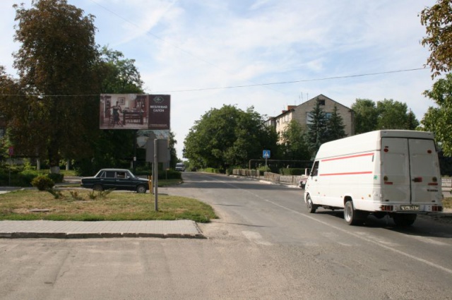 Щит 6x3,  перекрёсток ул.Олимпийская-ул.Независимости
