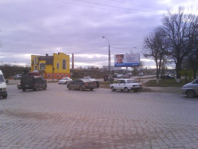 Щит 6x3,  перехрестя вул. Привокзальна та Д.Галицького